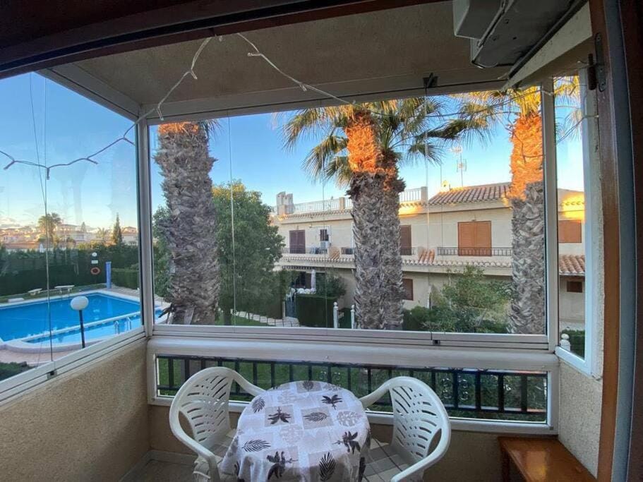 Palms View Lovely 2 Bed apartment - Playa Flamenca Apartment in Vega Baja del Segura
