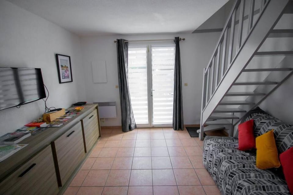 La Maisonnette YourHostHelper Apartment in Gruissan