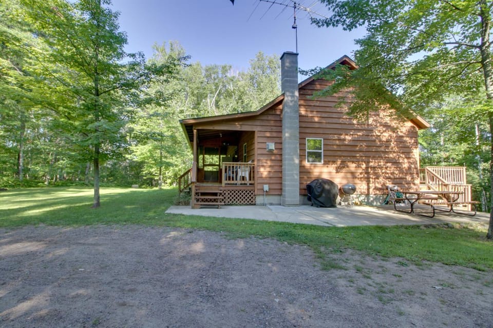 Minnesota Cabin Rental: 3 Mi to Pelican Lake! Cabin in Breezy Point
