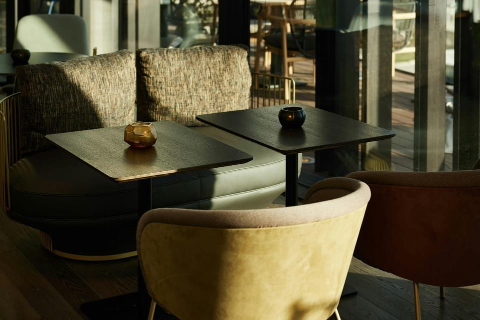 Lounge or bar