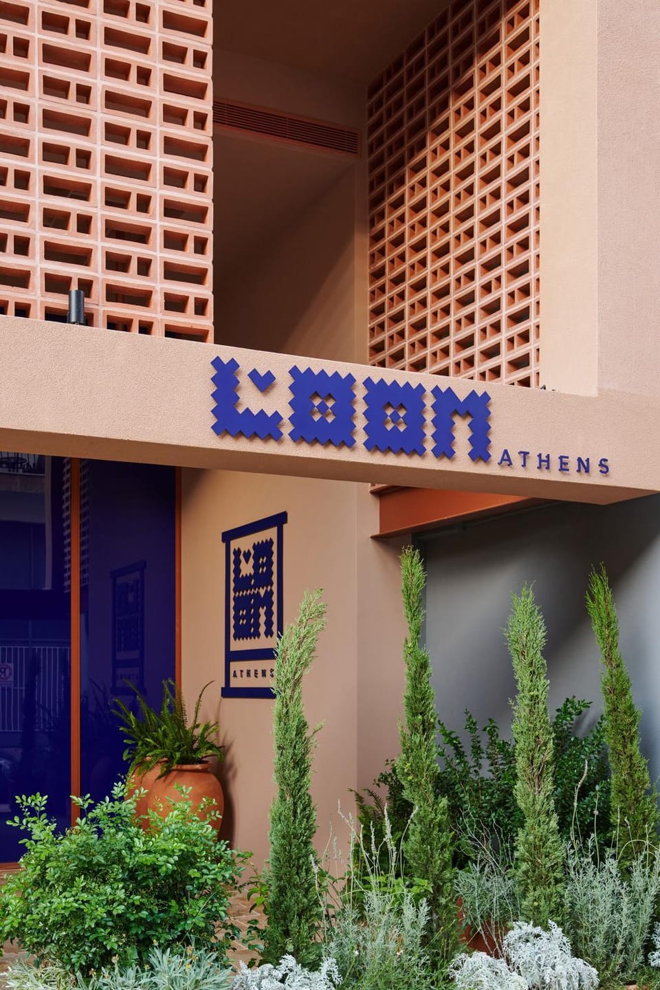 Property building, Facade/entrance