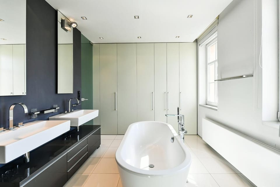 Bathroom, Bath, towels