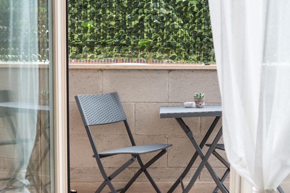 Patio, Day, View (from property/room), Balcony/Terrace, Dining area