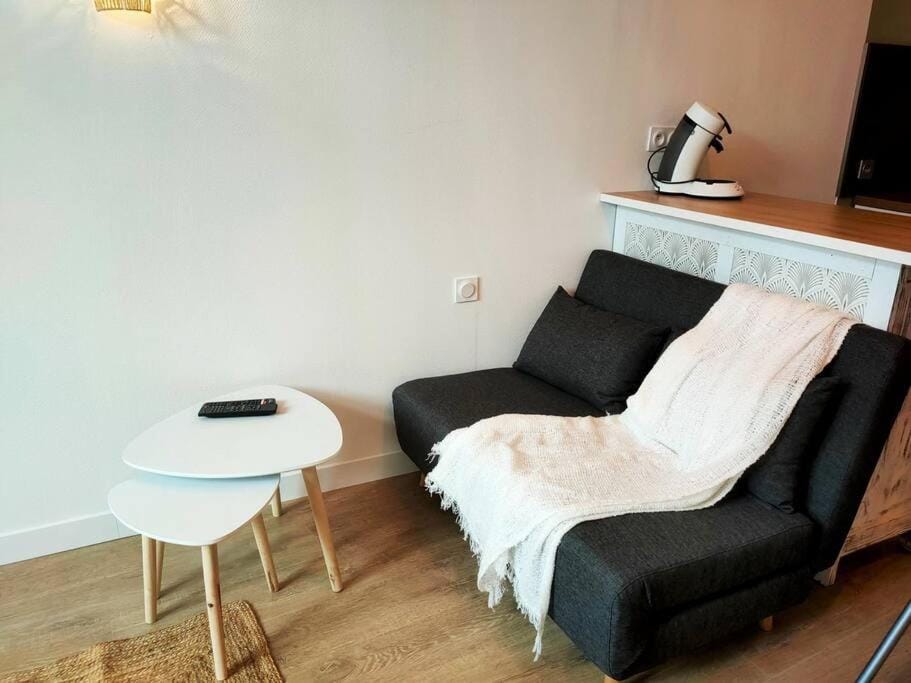 Agréable studio du Coderc avec balnéo Apartment in Nouvelle-Aquitaine