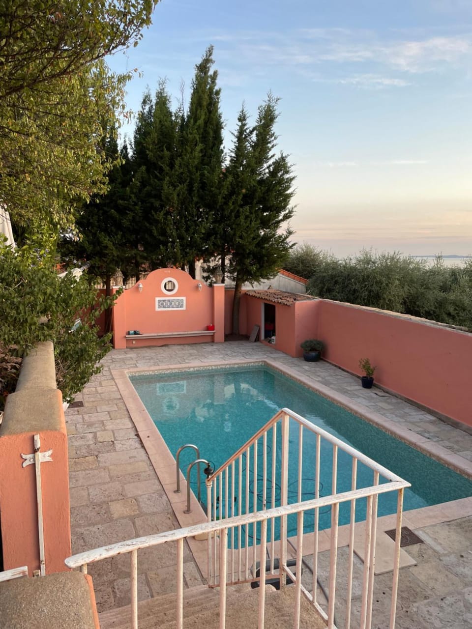 Day, Natural landscape, Pool view, Swimming pool, acessibility