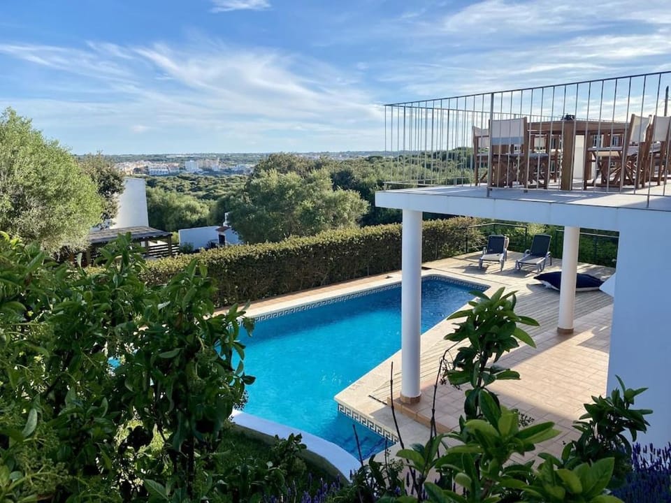 Property building, Patio, Day, Natural landscape, Garden, Garden, View (from property/room), Balcony/Terrace, Garden view, Pool view, Swimming pool, Swimming pool, sunbed