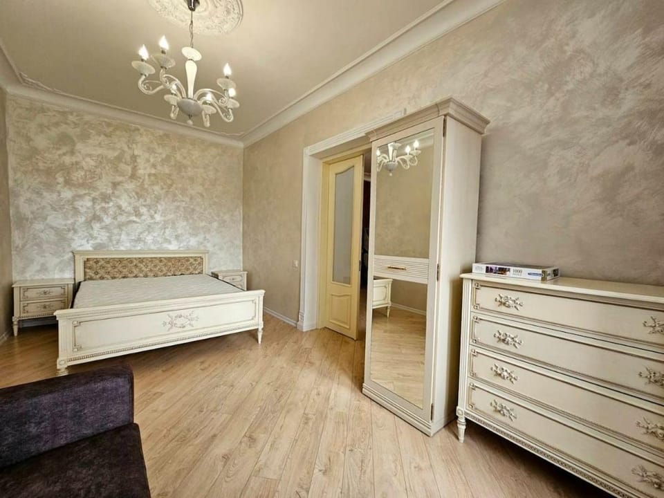 Luxury Apartment in the Center Apartment in Chișinău