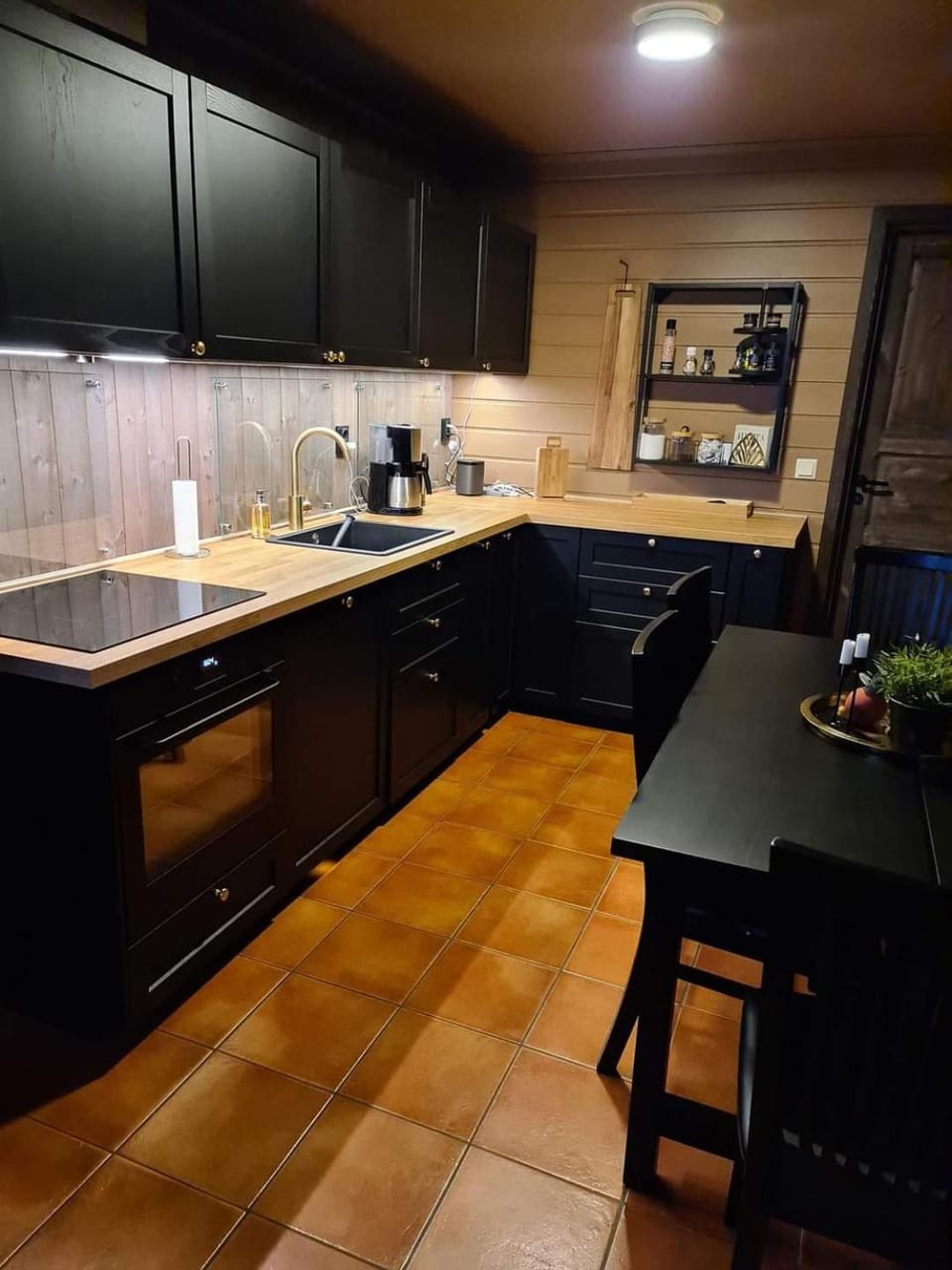 Kitchen or kitchenette, dishwasher, minibar, pet friendly, stove, toaster