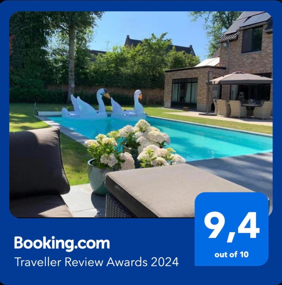 Property building, Balcony/Terrace, Swimming pool, Certificate/Award