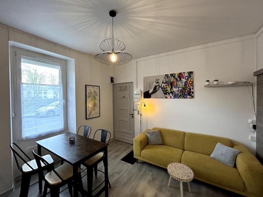 Bienvenue au Quai 27 Apartment in Epernay