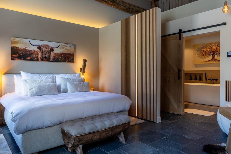 Bed, Bedroom