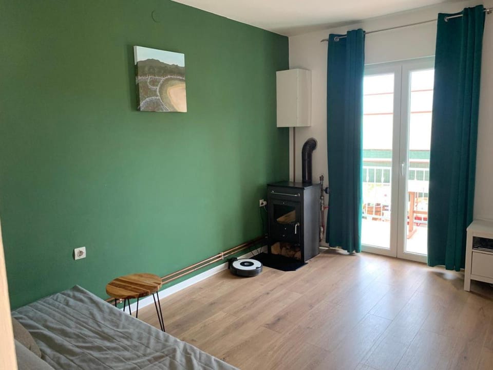 Living room, Seating area, air conditioner