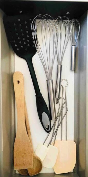 Kitchen or kitchenette, kitchen