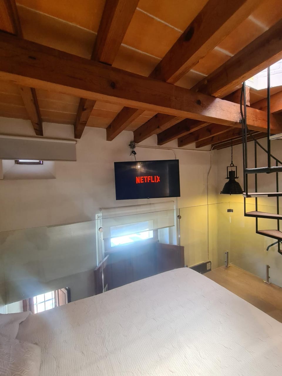 TV and multimedia, Photo of the whole room