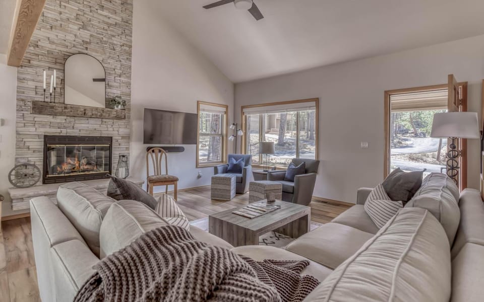Sequoia 19 - Meredith Lodging House in Sunriver