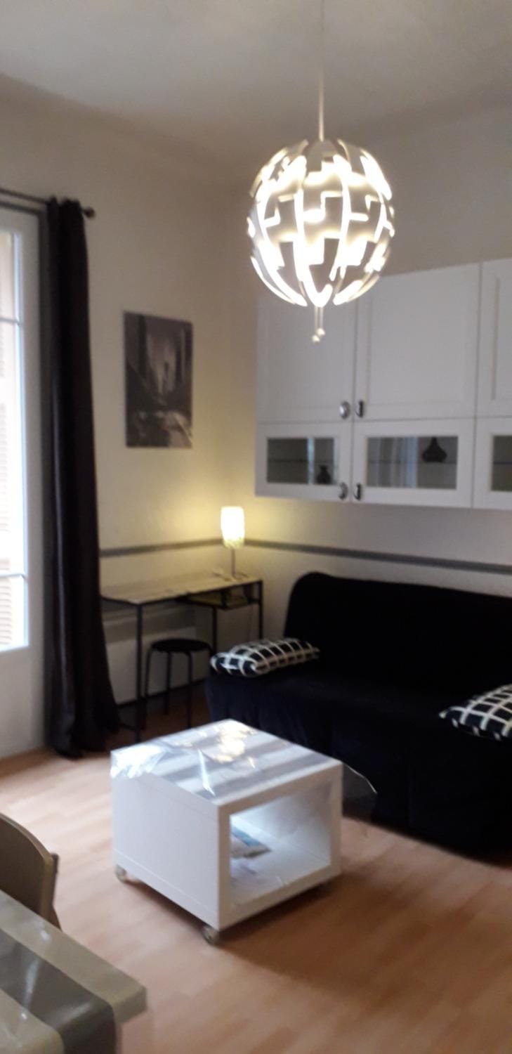 Studio Climatisé dans villa bourgeoise Apartment in Nice