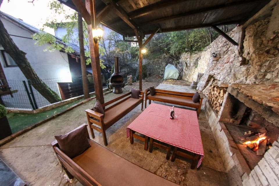 Patio, Seating area