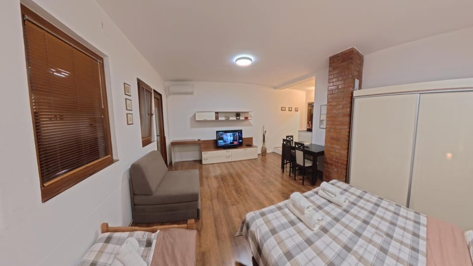 TV and multimedia, Bedroom