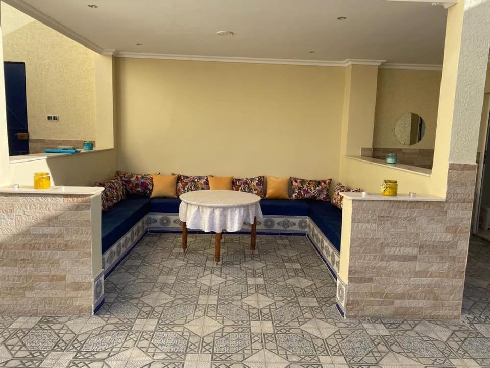 Balcony/Terrace, Dining area