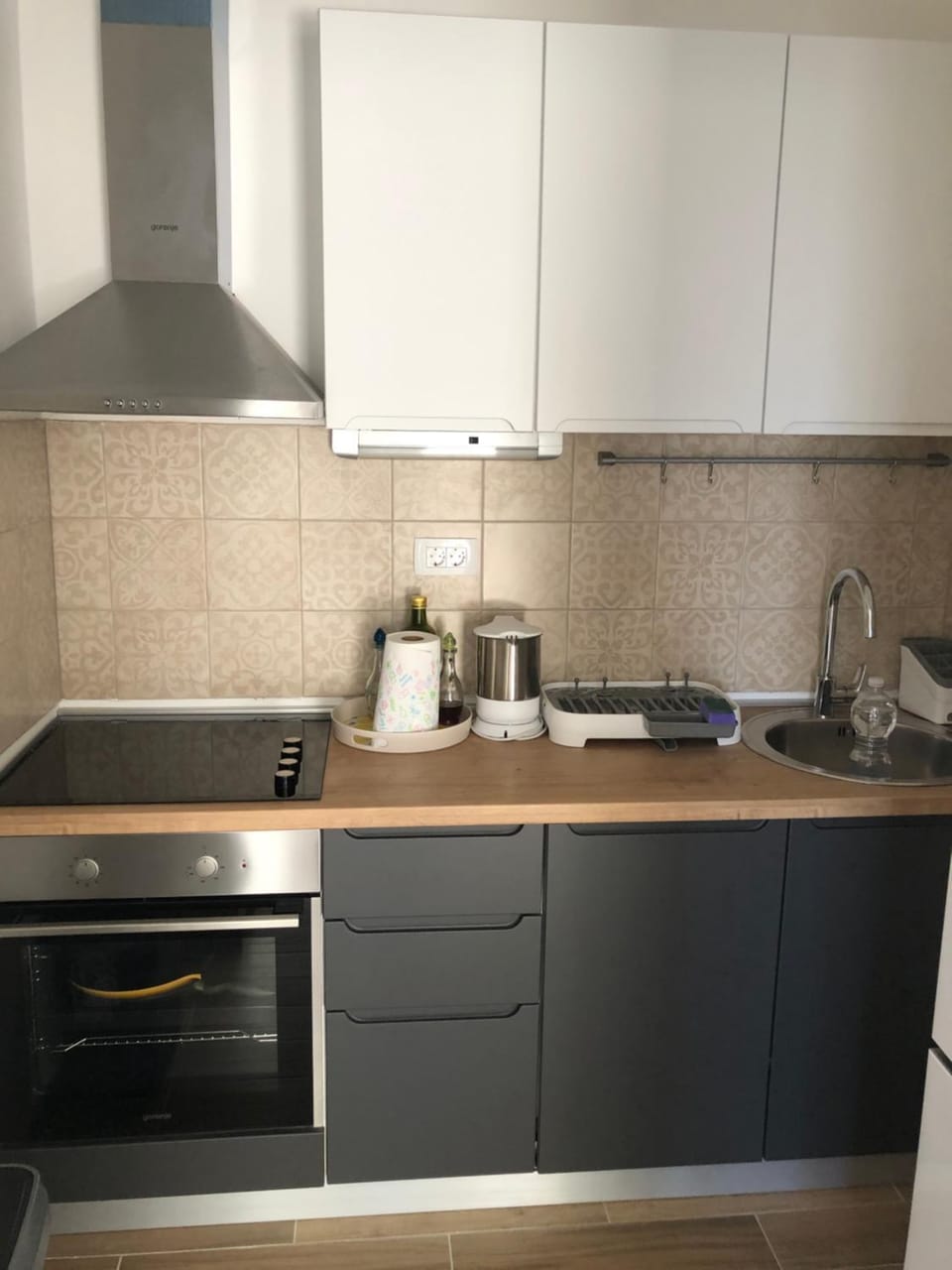 Coffee/tea facilities, Kitchen or kitchenette, dishwasher, pet friendly, stove