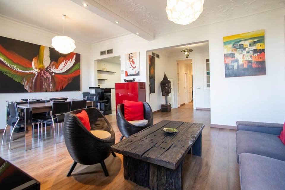 41ARI1045- Fantastic and super spacious 3bed apartment in the Center Apartment in Barcelona