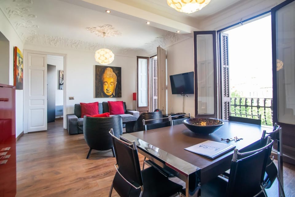 41ARI1045- Fantastic and super spacious 3bed apartment in the Center Apartment in Barcelona