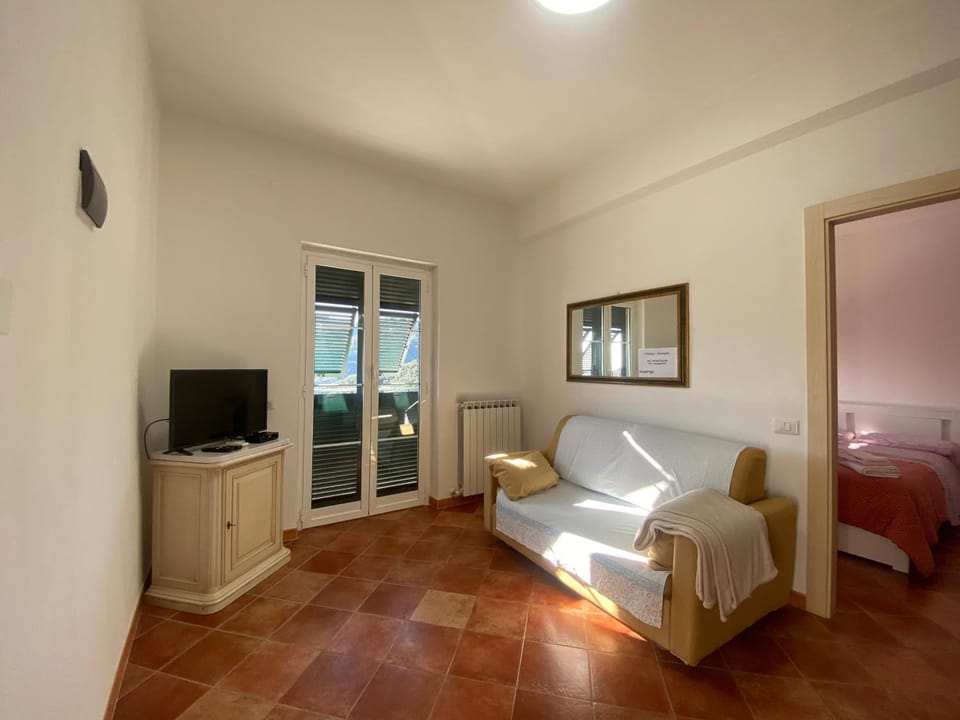 Portico Apartment in Liguria