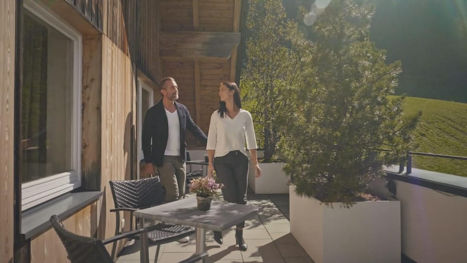 Balcony/Terrace, Mountain view