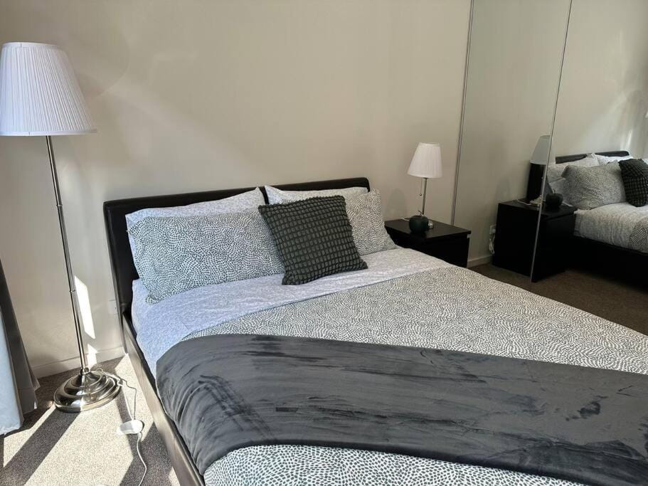 Comfy 1BR Apartment @Central City Apartment in Canberra