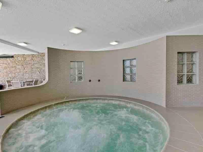 Hot Tub, Swimming pool