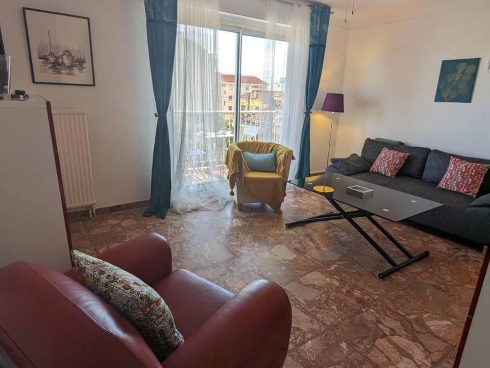 Appartement rénové avec vue mer - 4 pers. - FR-1-696-39 Apartment in Canet-en-Roussillon