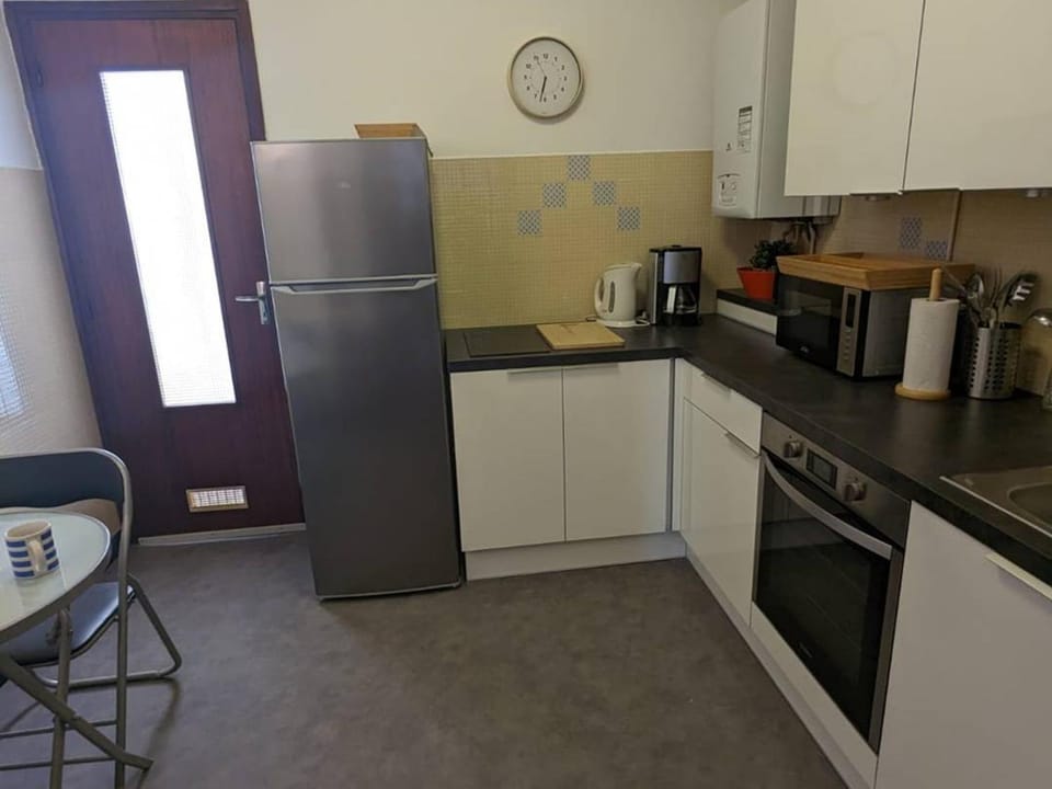 Appartement rénové avec vue mer - 4 pers. - FR-1-696-39 Apartment in Canet-en-Roussillon