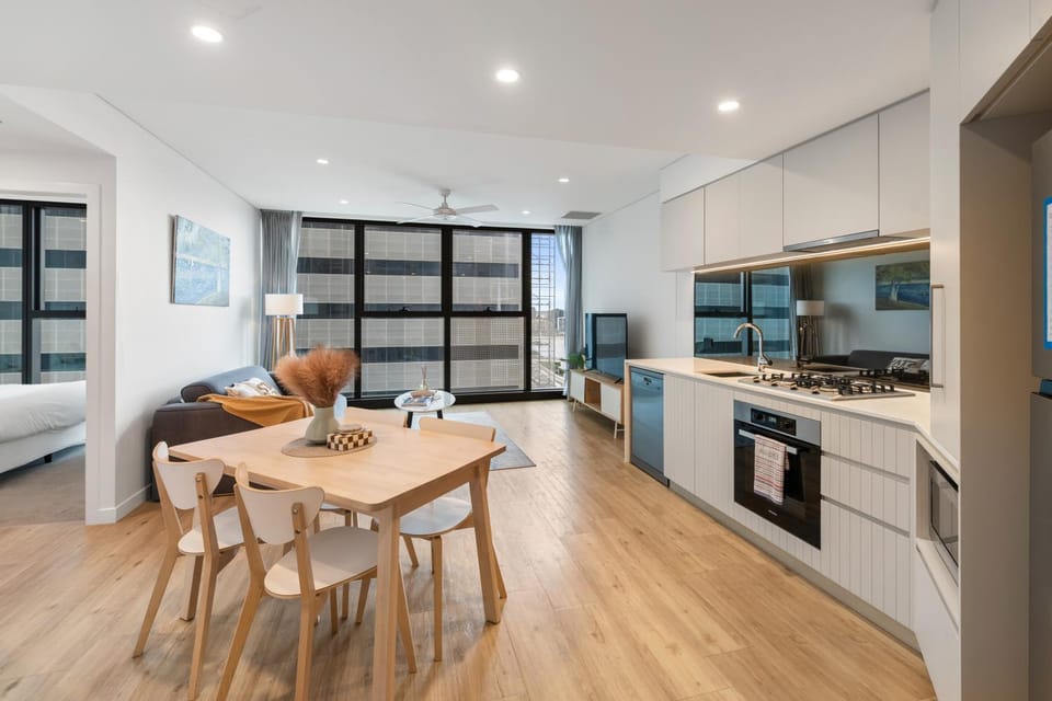 Centre of Brisbane at RiverFront Apartment in Brisbane City