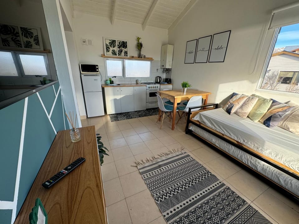 TV and multimedia, Living room, Dining area