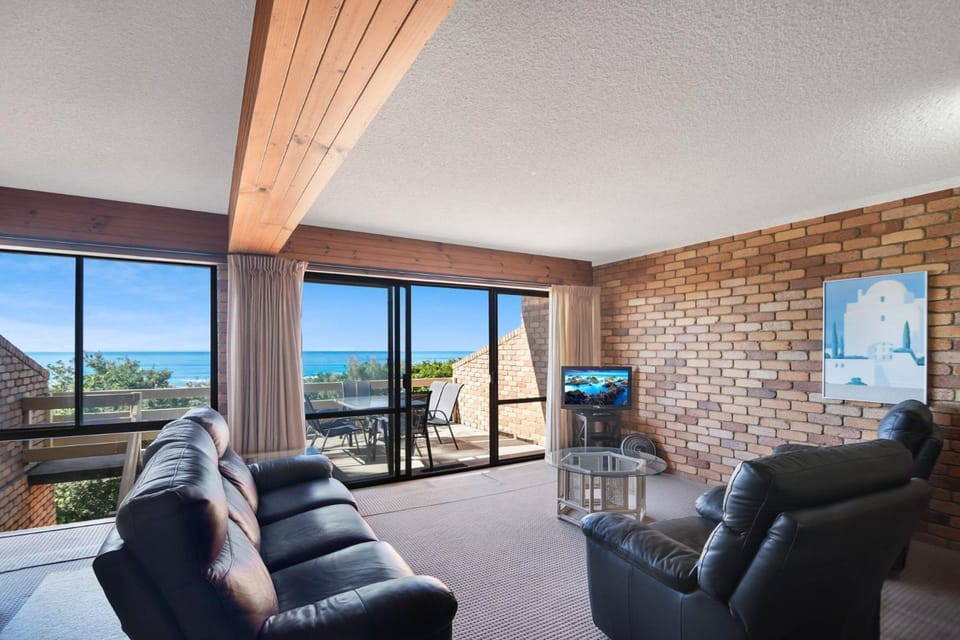 Living room, Sea view