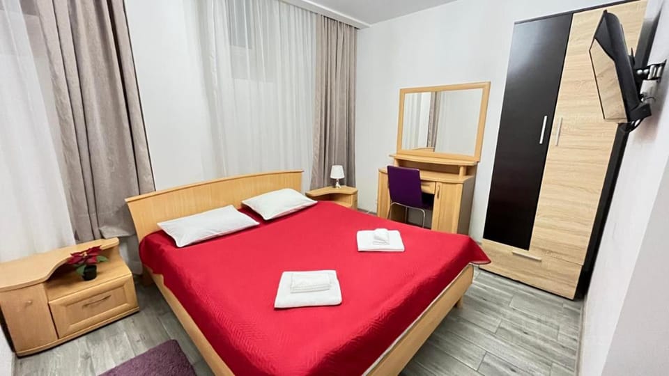 NocleghauseParkingP Bed and Breakfast in Poznan