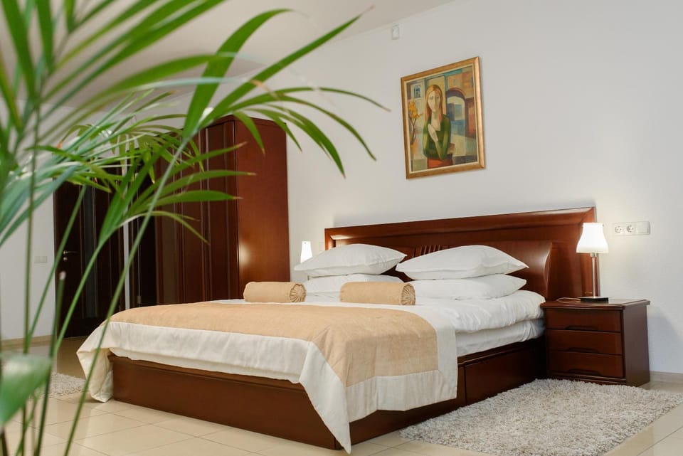 M&M Aparthotel Apartment hotel in Ukraine