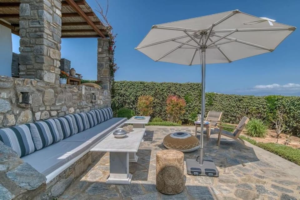 Natural landscape, Garden, View (from property/room), Balcony/Terrace, Seating area, Garden view