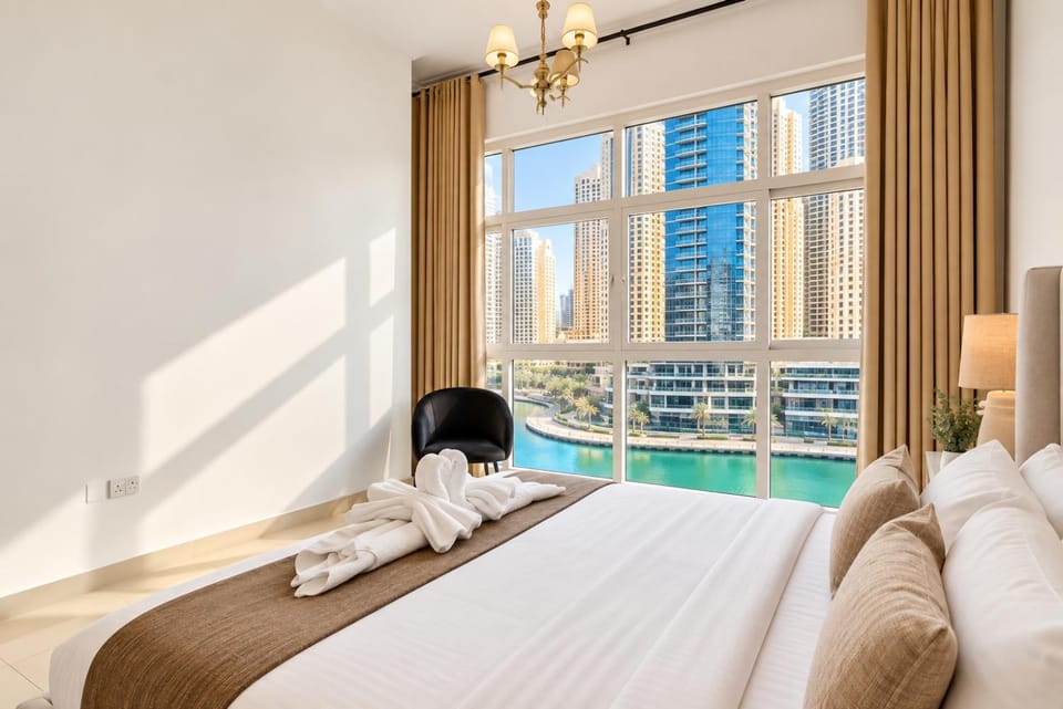 Serene 1BR with Stunning Marina Views in Dubai Marina - The Atlantic Apartment in Dubai