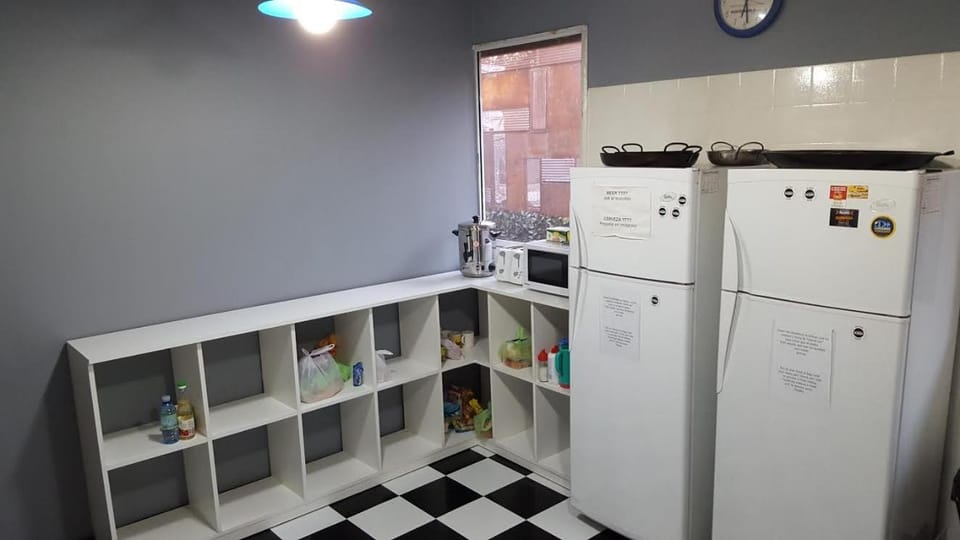 Kitchen or kitchenette, Communal kitchen, kitchen