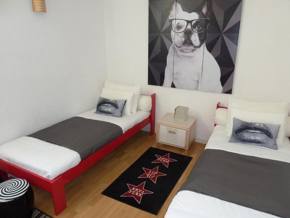 Maison 4 chambres , 8 personnes. House in Coti-Chiavari