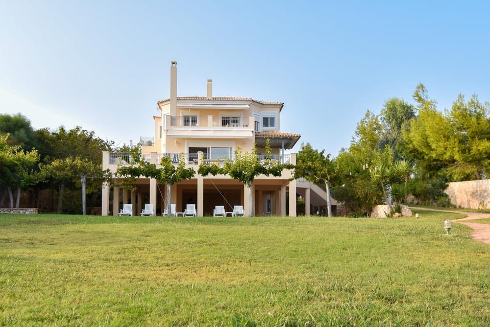 Property building, Garden