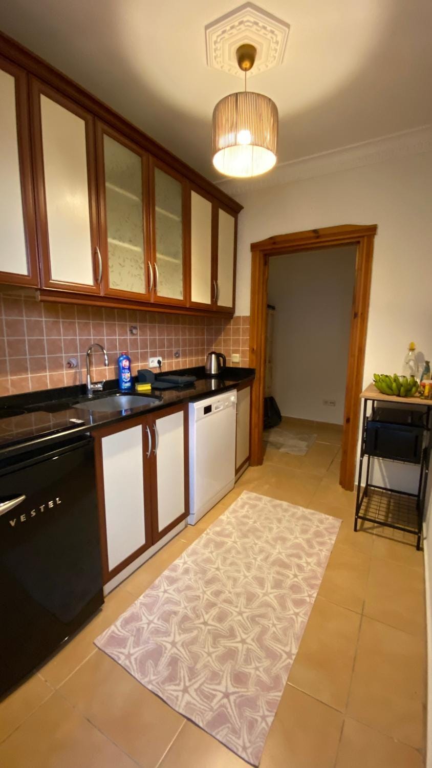 Alanya merkezde denize 100mt 2+1 Apartment in Alanya