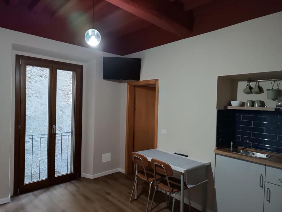 TV and multimedia, Dining area, minibar