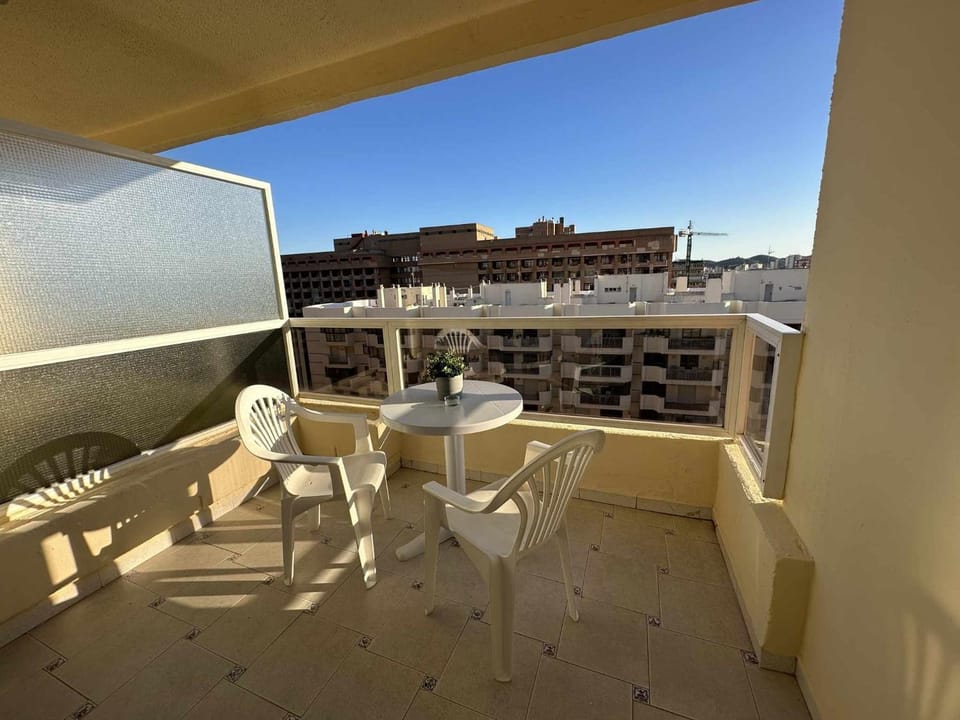 Bird's eye view, Balcony/Terrace, City view, Garden view, Pool view, Sea view