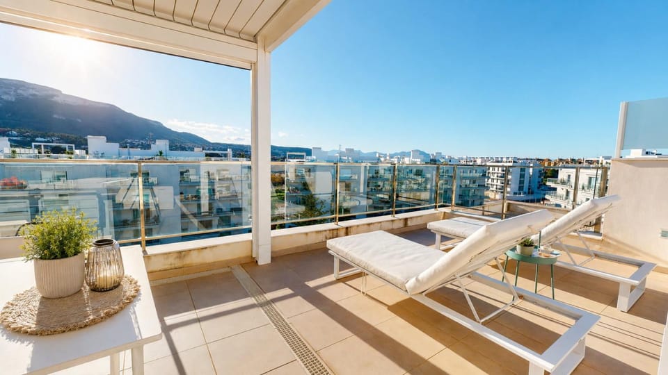 Property building, Patio, Day, Natural landscape, View (from property/room), Balcony/Terrace, Living room, Seating area, Mountain view, sunbed