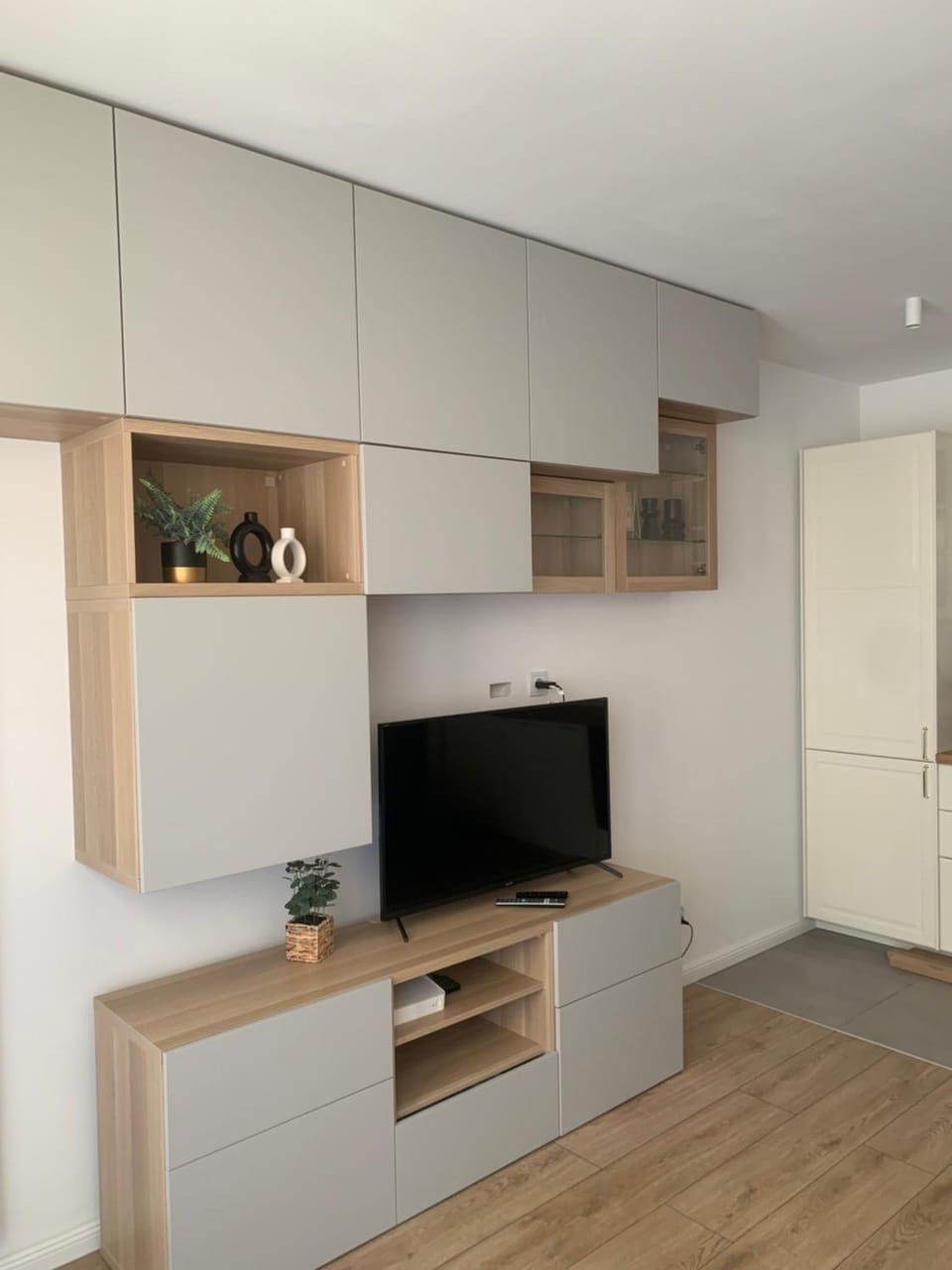 Forest Apart III Apartment in Warsaw