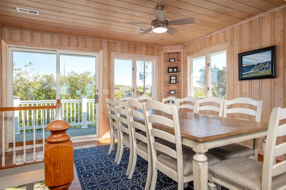 Duneside home House in Pine Knoll Shores