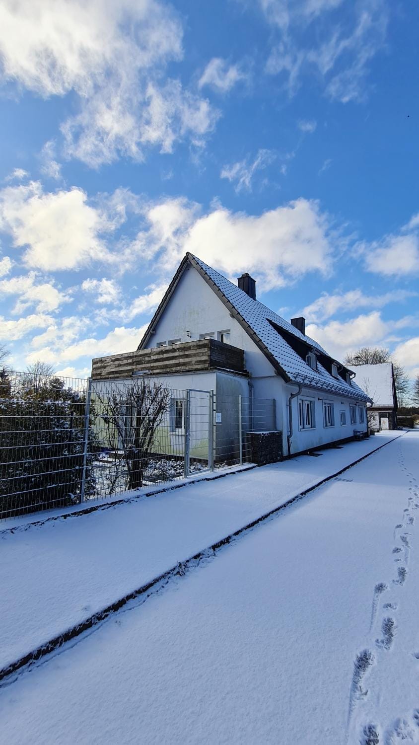 Property building, Winter