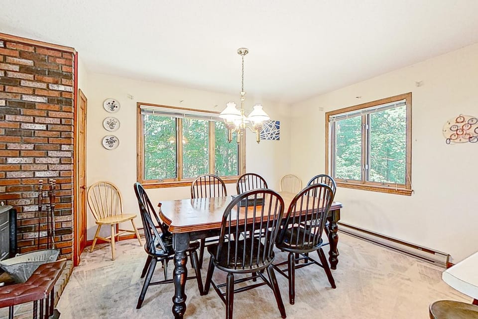 White Mountain Hideaway Apartment in North Conway